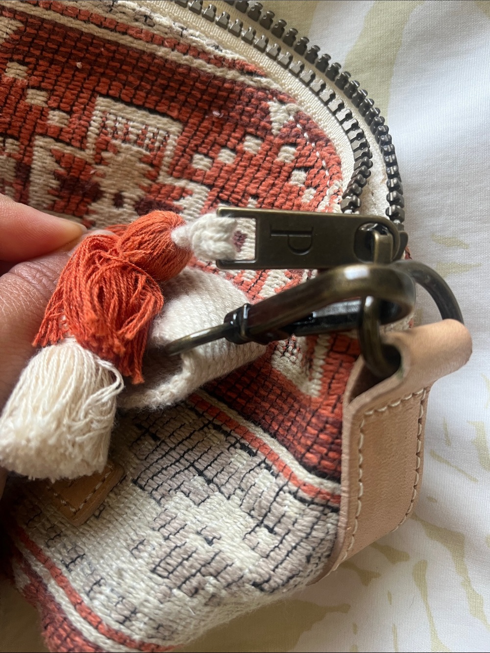 Pendleton Rust Orange & Cream Patterned Woven Crossbody Bag - Picture 5 of 5